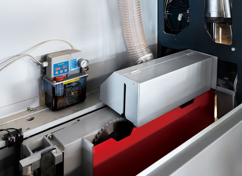 APS628L 电子开料锯